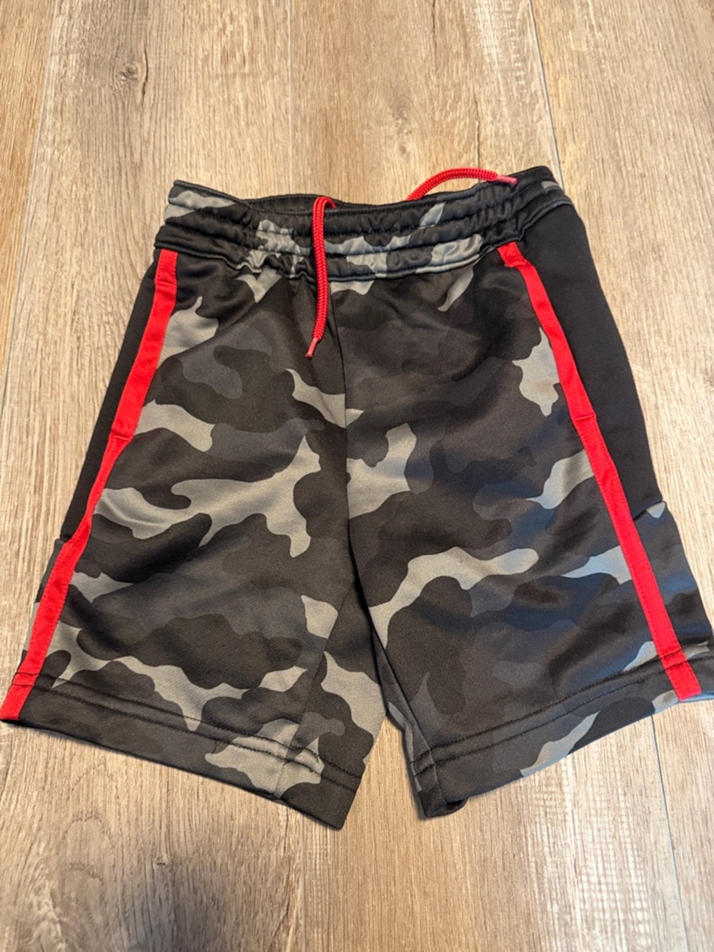 Old Navy Black & Gray Camo Athletic Shorts with Red Trim